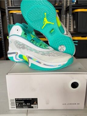 Jordan Air Jordan 36 Kids Basketball Shoes in Teal and White